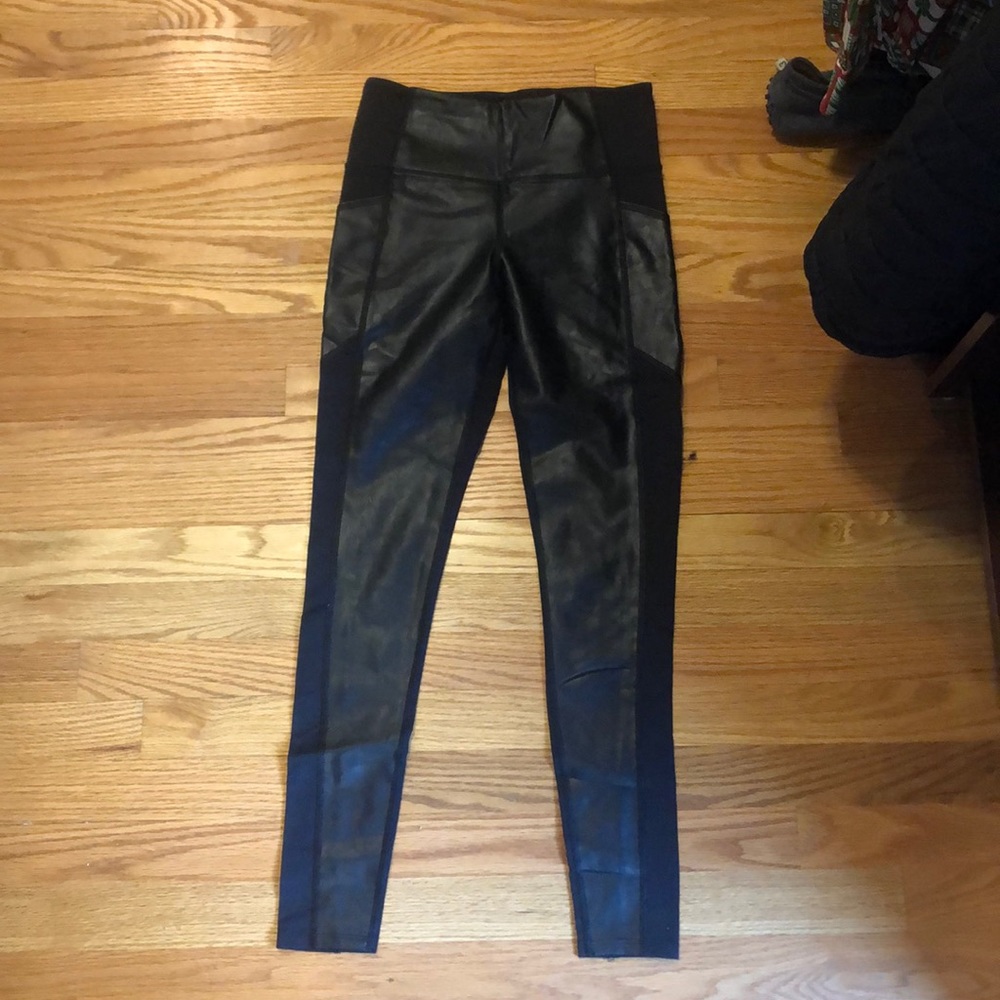 Leather leggings